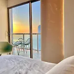 By Calamari Homes - Infinitum 3302 Bocagrande