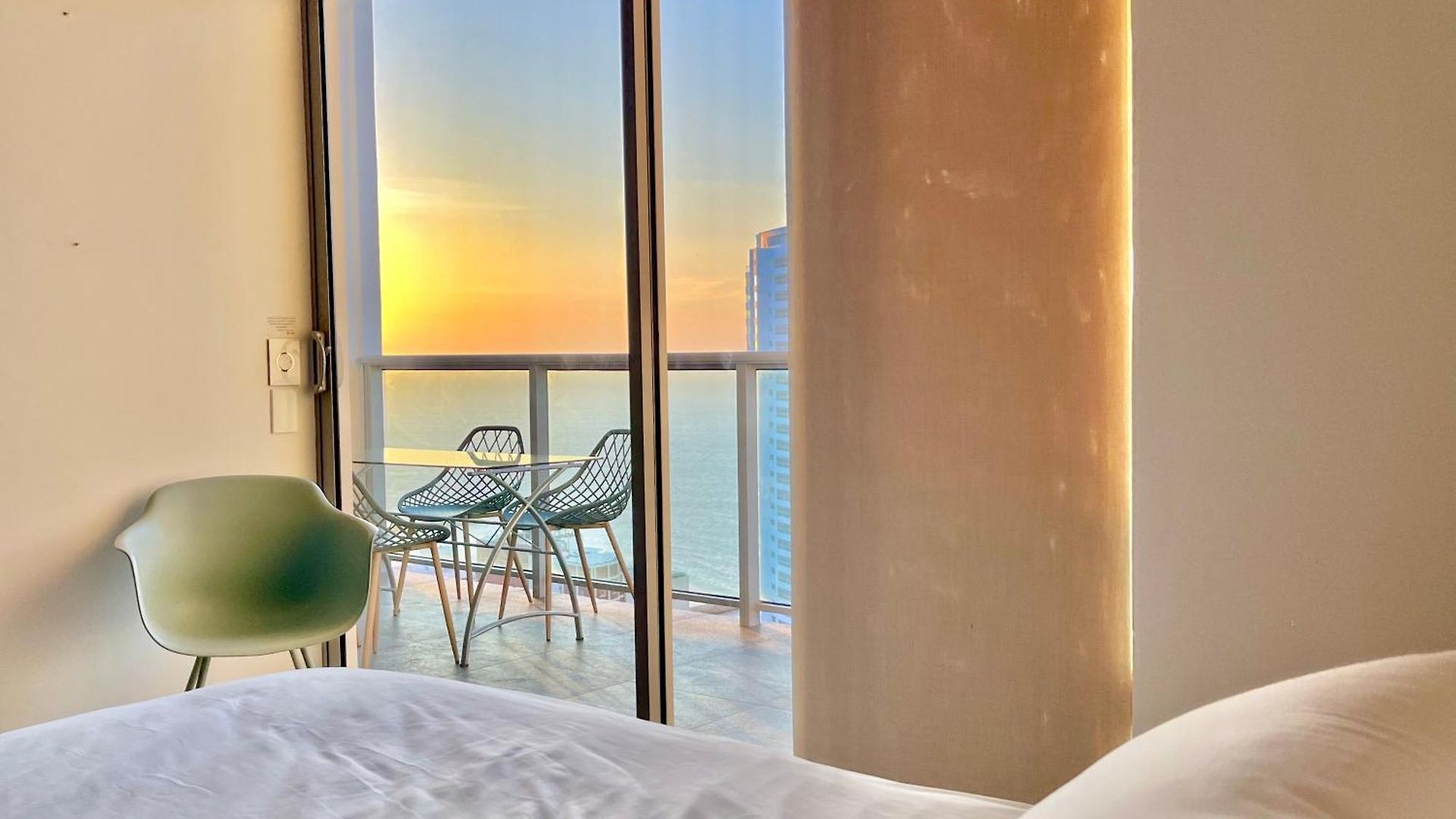 Apartamento By Calamari Homes - Infinitum 3302 Bocagrande *