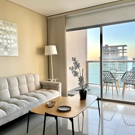By Calamari Homes - Infinitum 3302 Bocagrande * Cartagena